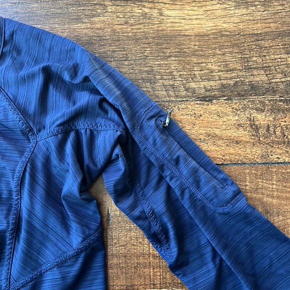 Athleta  athletic quarter zip long sleeve top Sz S - Picture 3 of 8